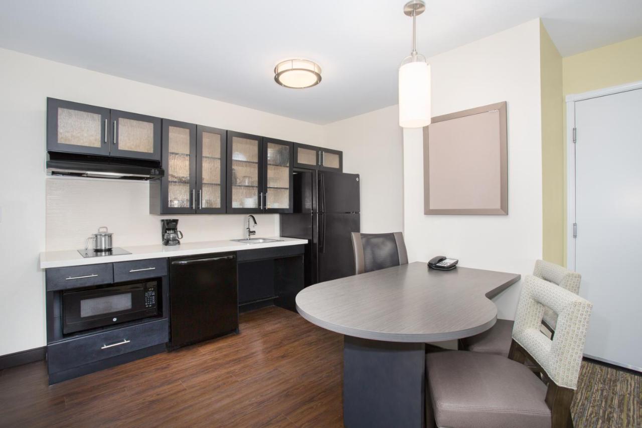 Candlewood Suites Pueblo By Ihg Exteriér fotografie